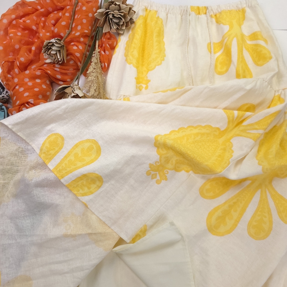 Carshmere & Cupcakes Yellow Cream Floral Tiered Skirt - Size M - Picture 6 of 13